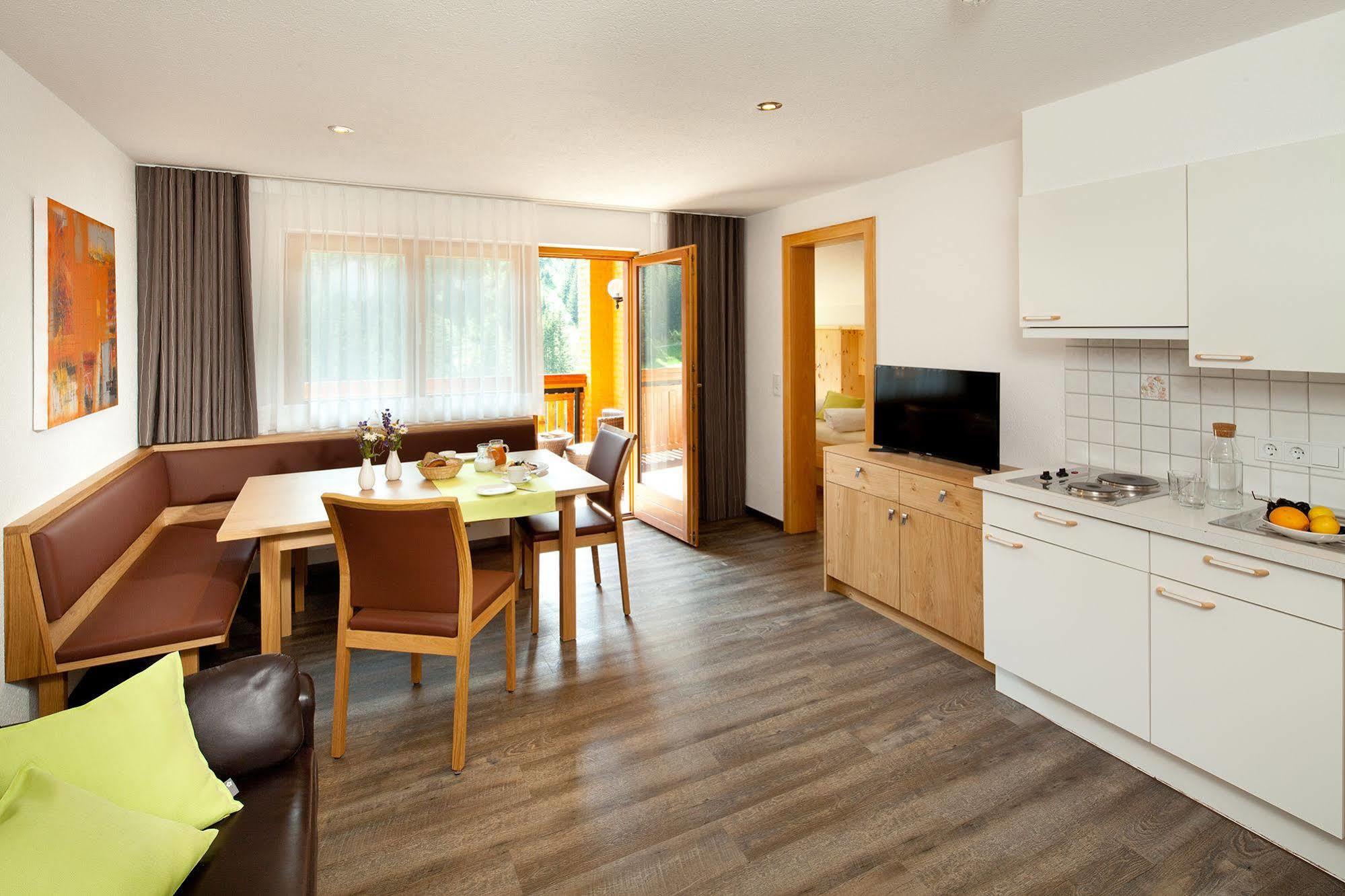 Aparthotel Brunnenhof Damuels Kültér fotó